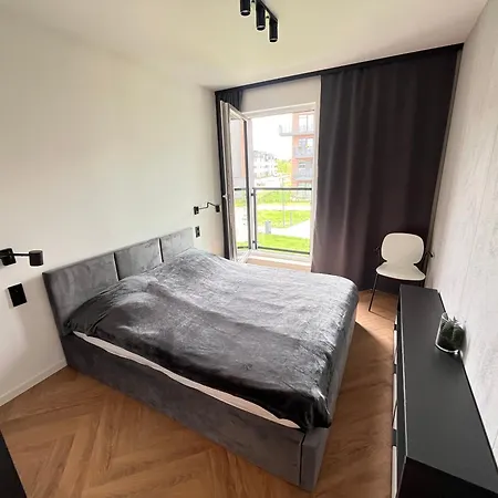 Piekny, Nowy Lesnych Skrzatow W Poznaniu Appartement Poznań