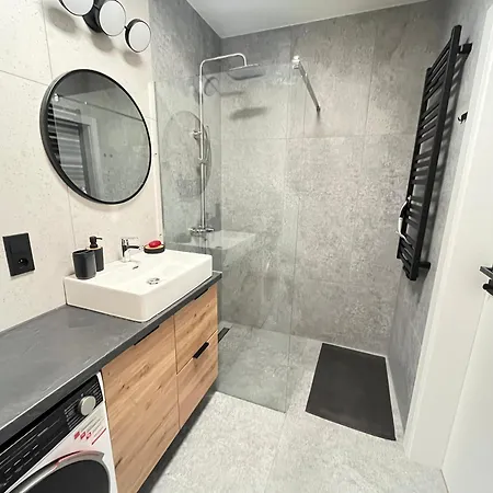 Apartament Piekny, Nowy Lesnych Skrzatow W Poznaniu